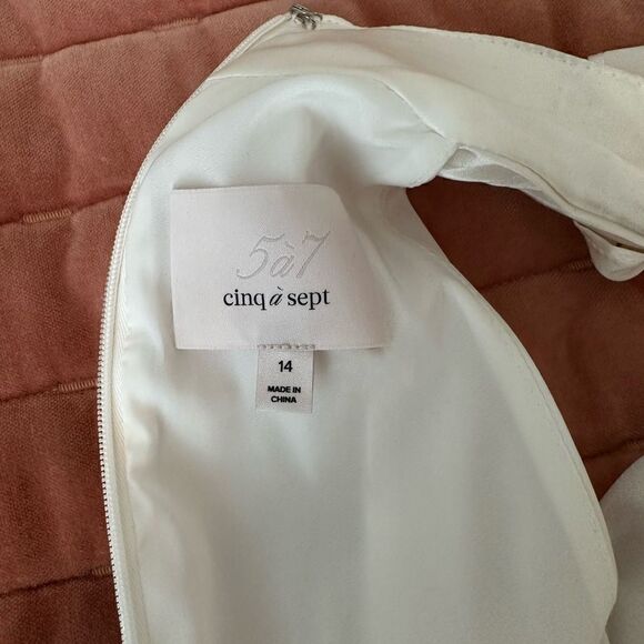 Cinq a  Sept  Dress-S4 - Picture 12 of 12